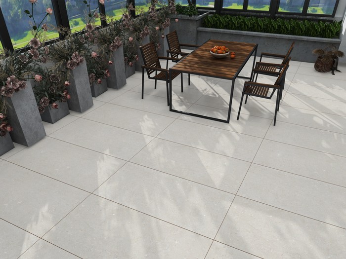SOLID SILVER tile