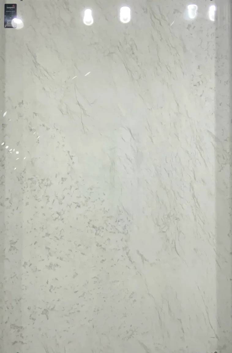 ARTISIAN WHITE In a room