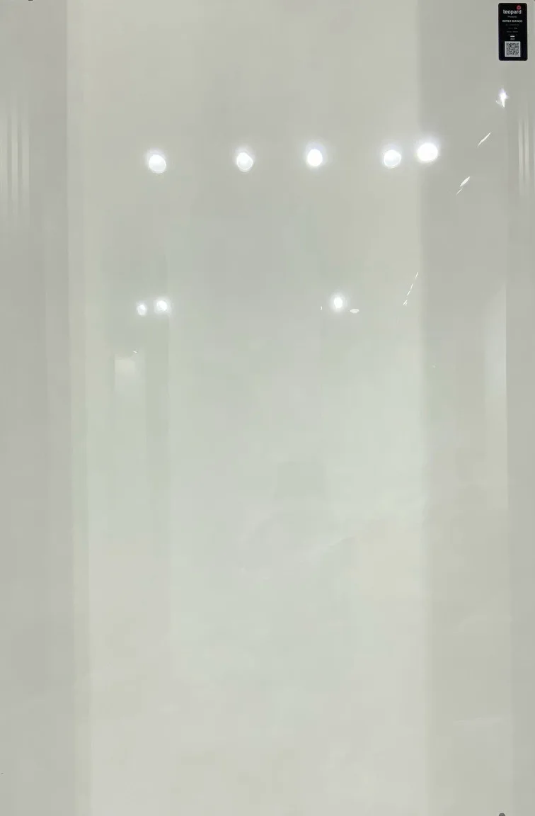BOREX BIANCO In a room