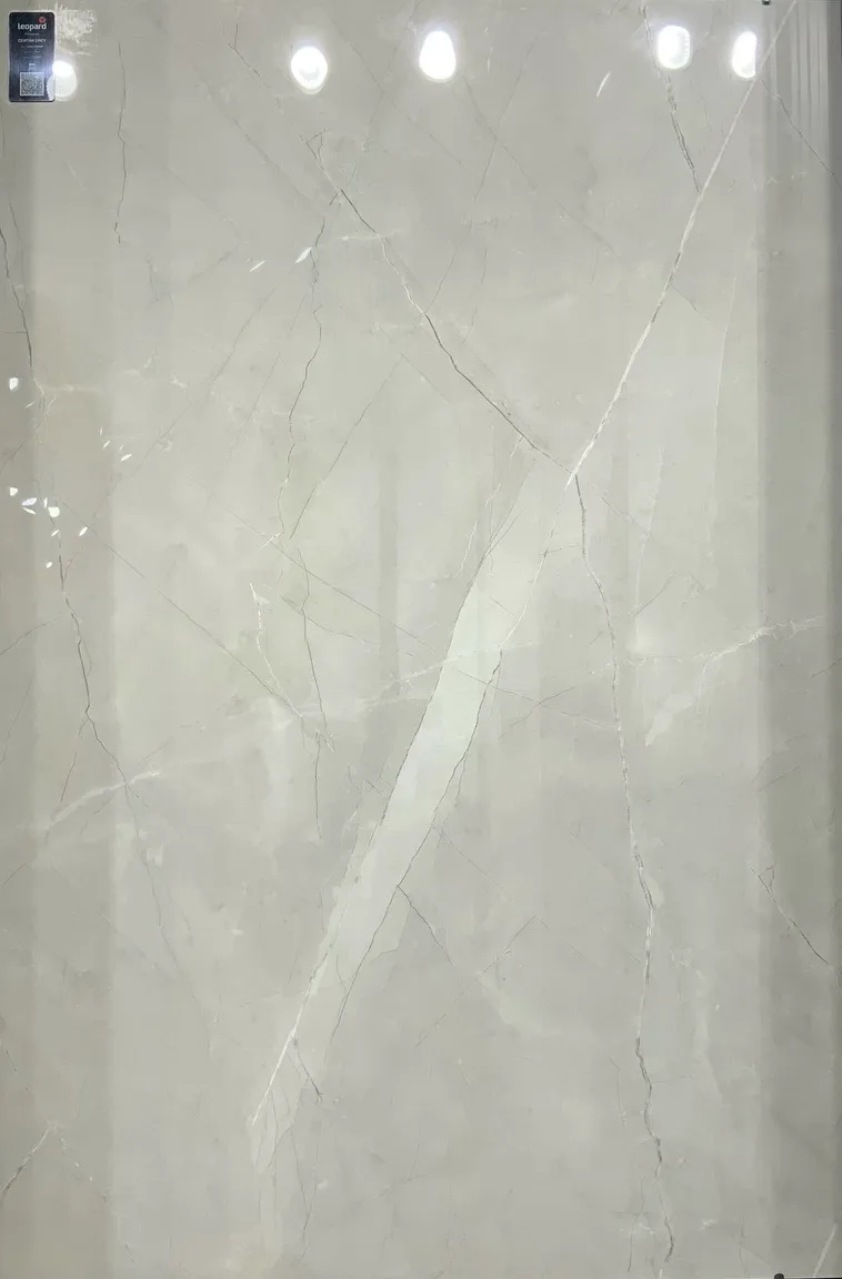 CERTIM GREY In a room