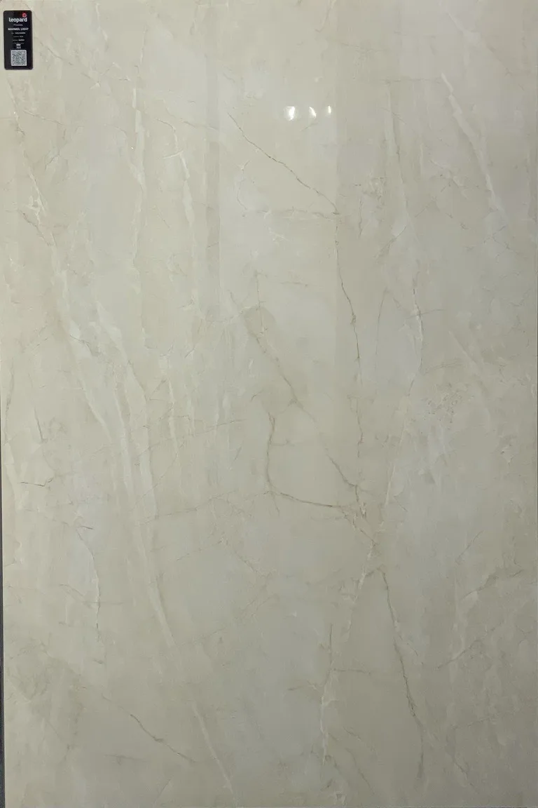MARMOL LIGHT In a room