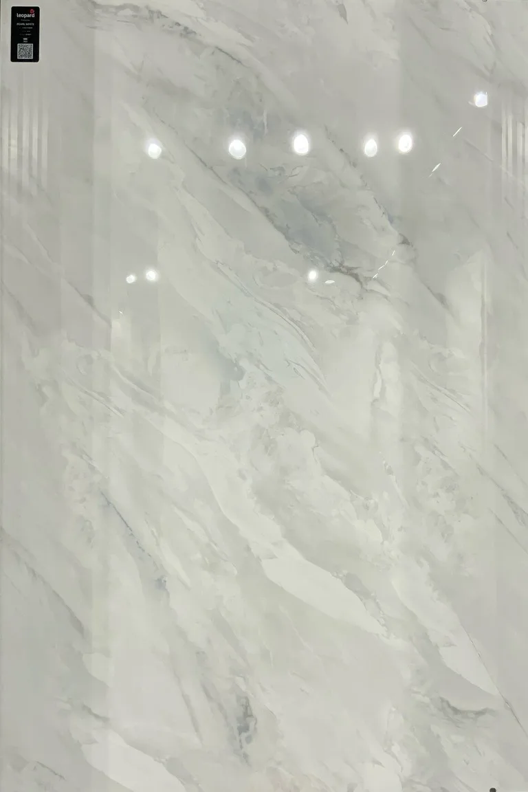 PEARL WHITE In a room