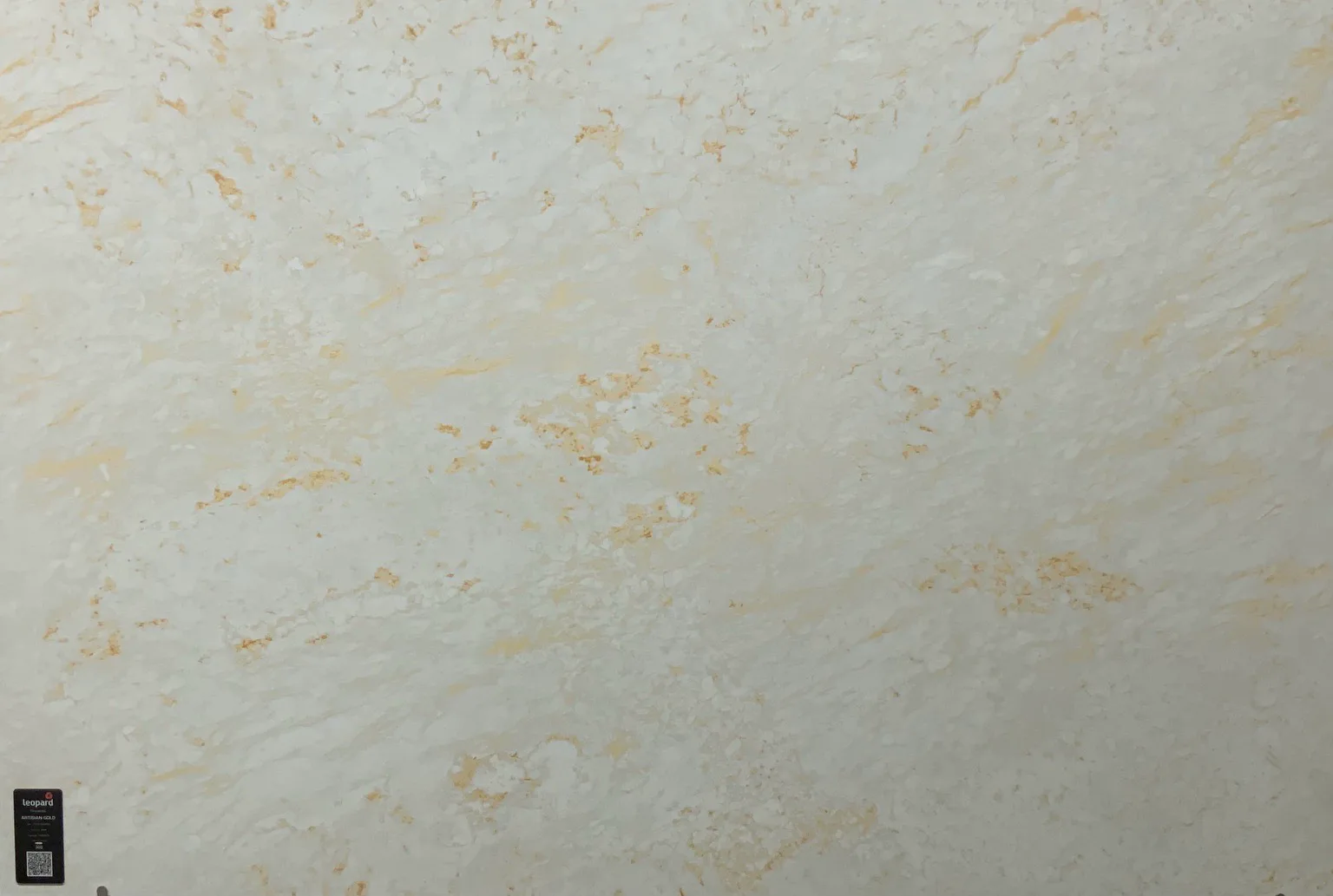 ARTISIAN GOLD In a room