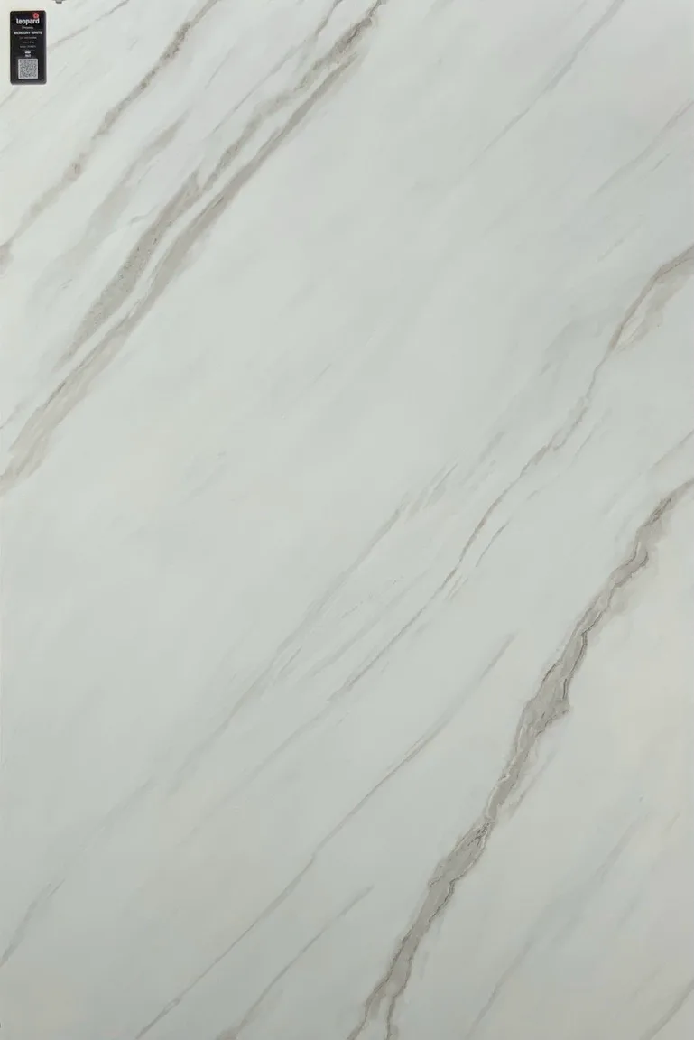 MERCURY WHITE In a room