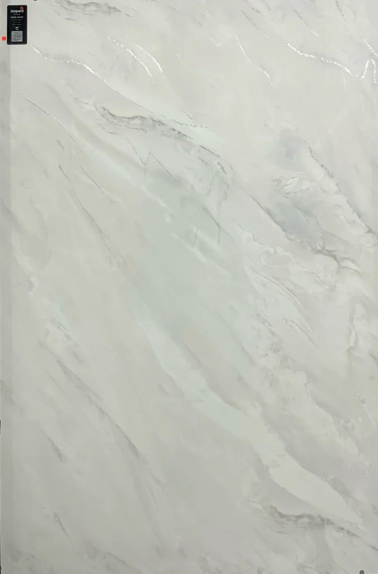 PEARL WHITE In a room