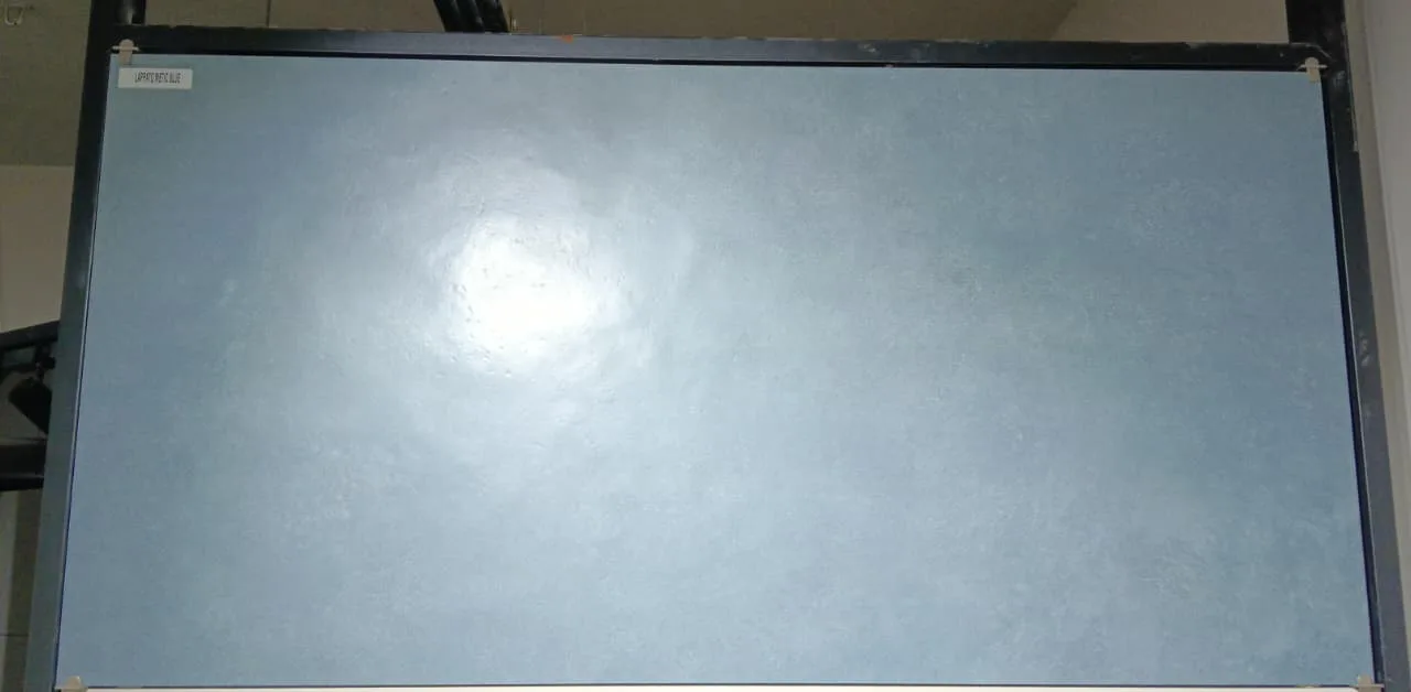 METIC BLUE In a room