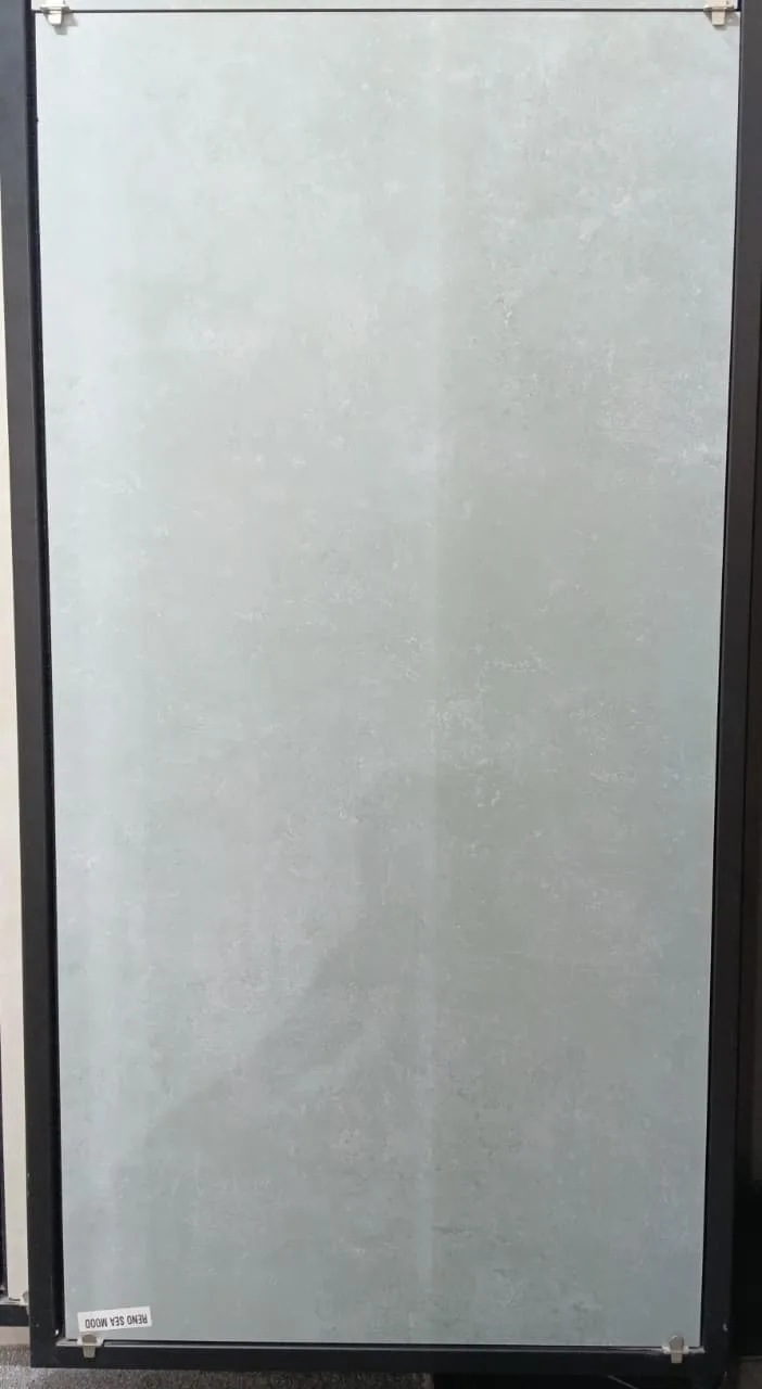 RENO SEA MOOD In a room
