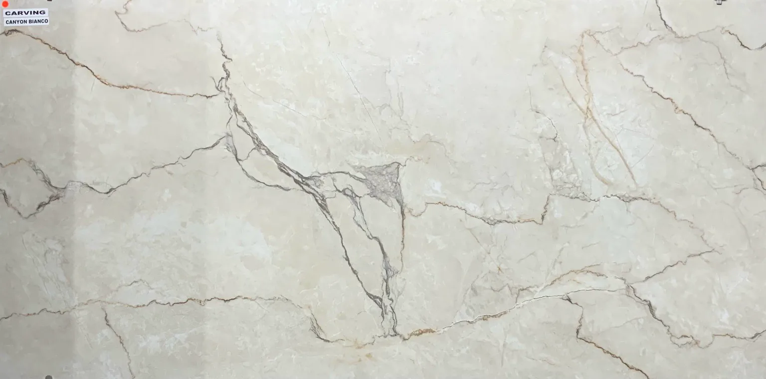 CANYON BIANCO In a room